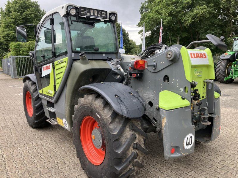 Claas 7050 Scorpion