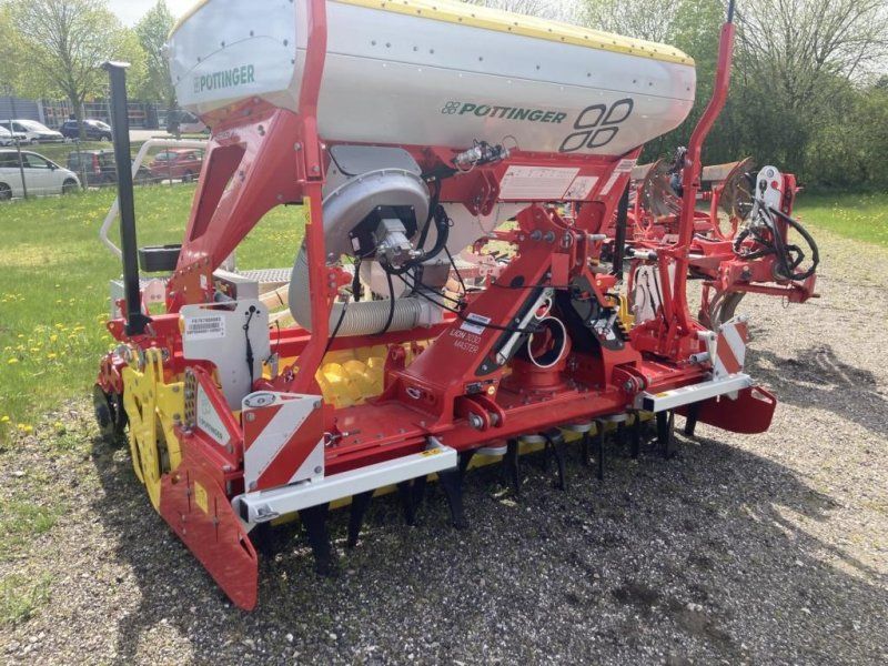 Pöttinger LION 3030 MASTER
