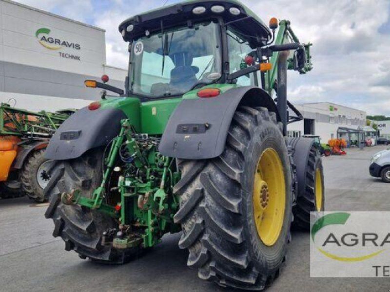 John Deere 7270 R