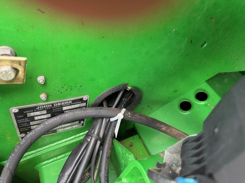 John Deere 575