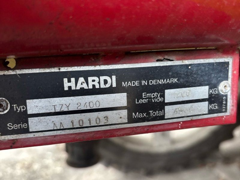 Hardi TZY 2400   Müller Spraydos