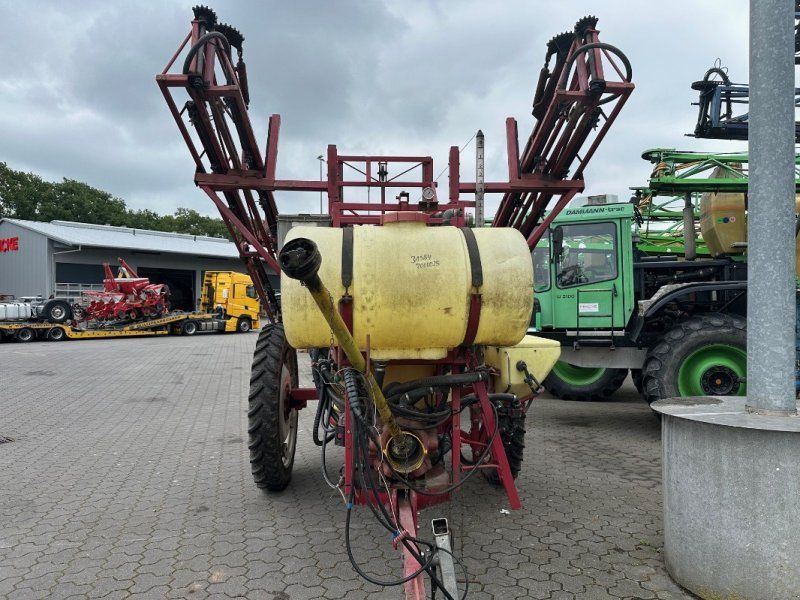Hardi TZY 2400   Müller Spraydos