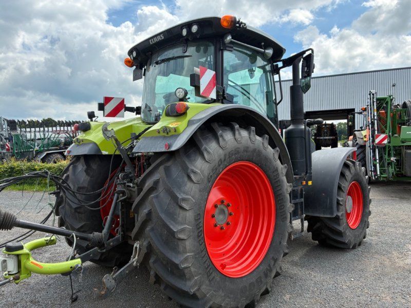 Claas ARION 650