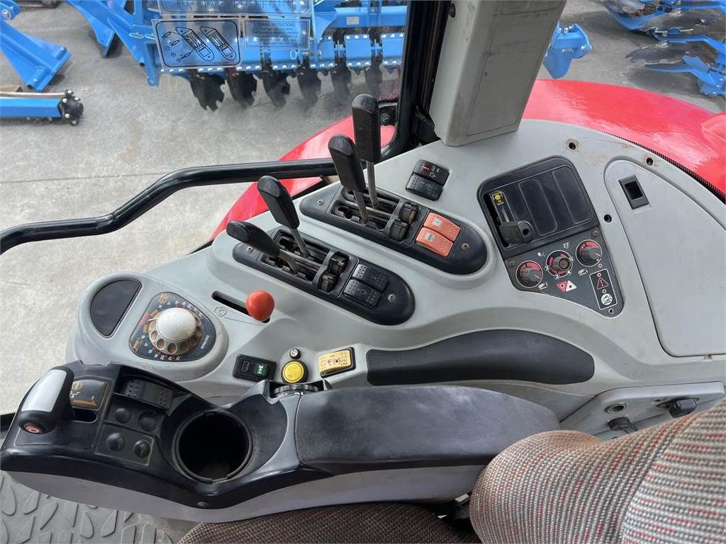 Massey Ferguson 6480 Dyna 6