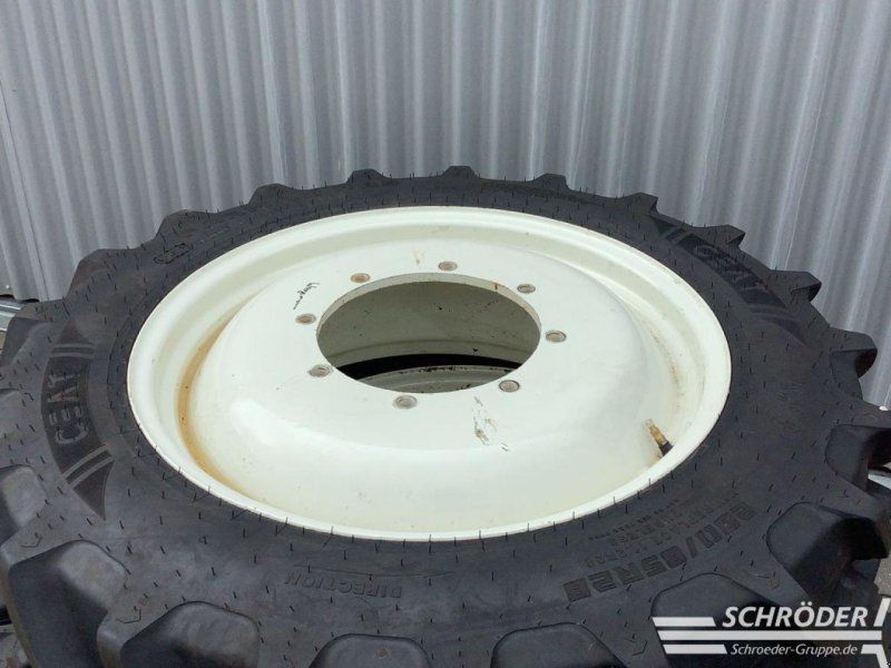 Ceat PFLEGERÄDER 280/85 R28 + 270/95 R42