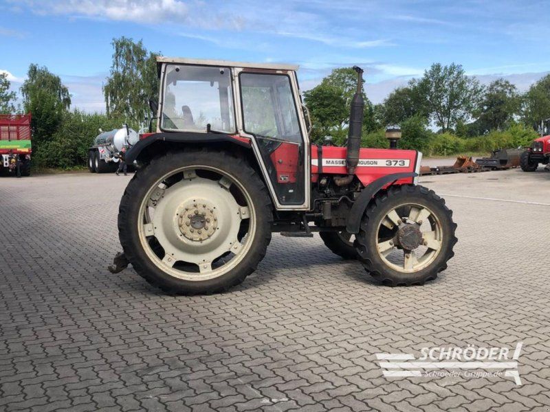 Massey Ferguson 373