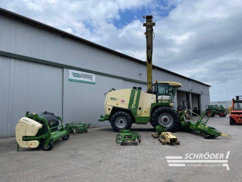 Krone BIG X 700 + EASYCOLLECT 903 + EASYFLOW