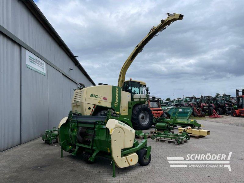 Krone BIG X 700 + EASYCOLLECT 903 + EASYFLOW