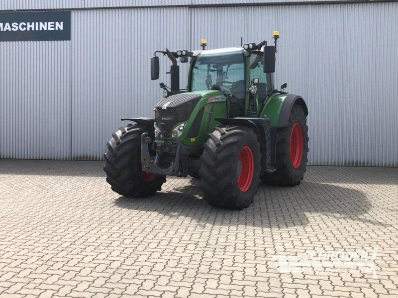 Fendt 724 VARIO S4 PROFI PLUS