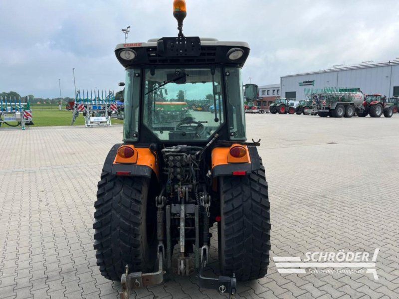 Claas NEXOS 230 VL