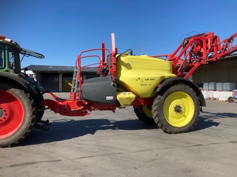 Kverneland iXtrack C 40