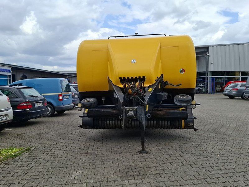 New Holland BB 9070 / BB9070