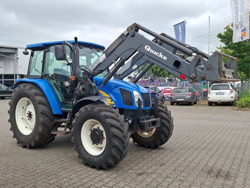 New Holland T5050