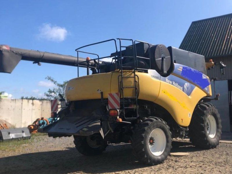 New Holland CR9080