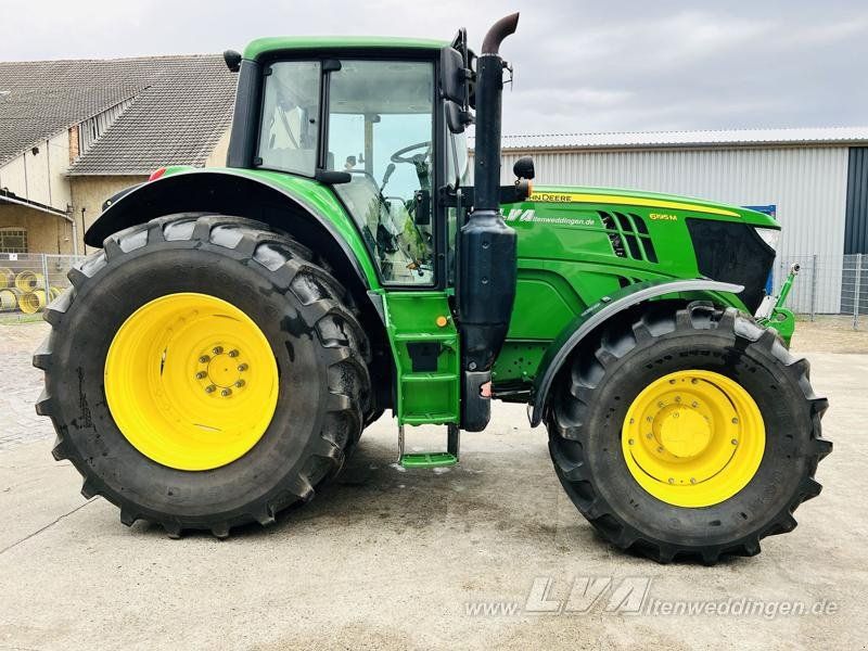 John Deere 6195M
