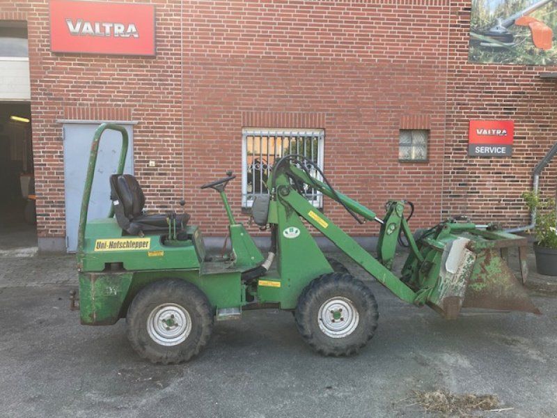 Striegel Uni Hoflader 110 DY