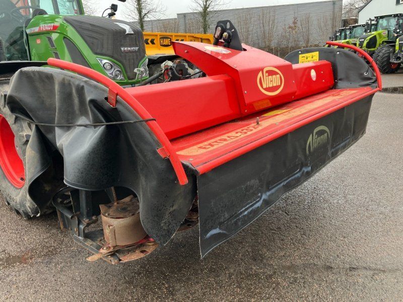 Vicon 332 F tra