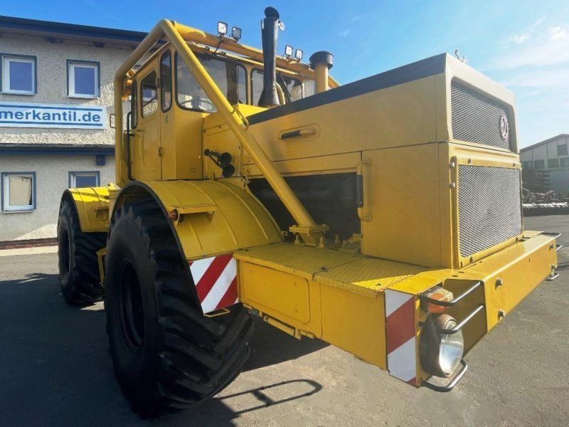Kirovets K700A V8 Zapfwelle / PTO