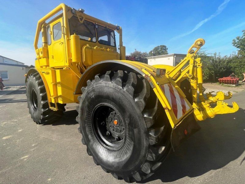Kirovets K700A V8 Zapfwelle / PTO