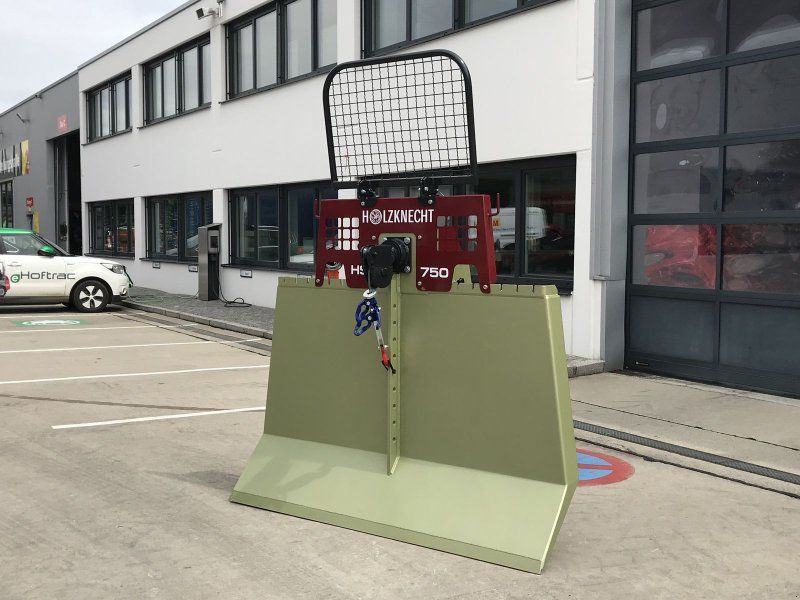 Holzknecht HS 750
