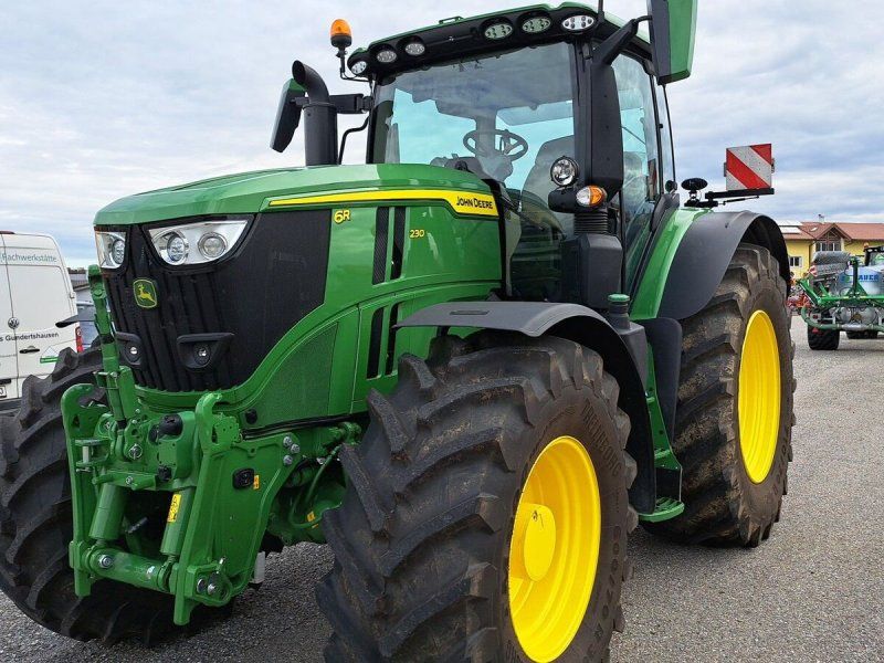 John Deere 6 R 230