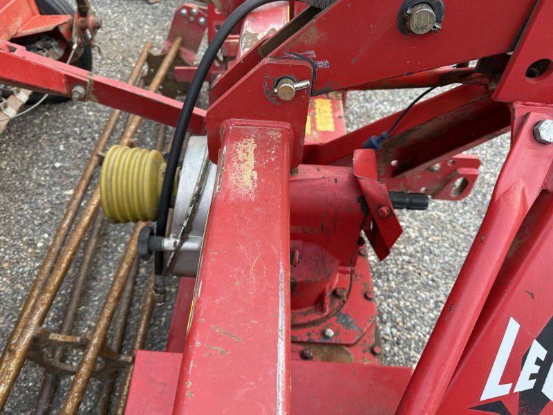 Reform Semo 100 mit Lely Terra 300-22