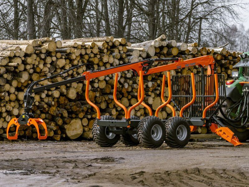 MTM Rückewagen 10-17 Tonnen, 6,6m-9m Forstkran