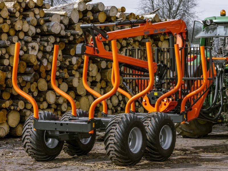 MTM Rückewagen 10-17 Tonnen, 6,6m-9m Forstkran