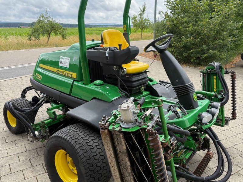 John Deere Precision Cut 7700
