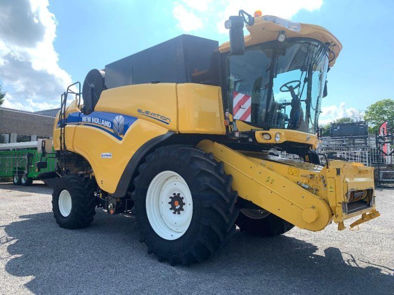 New Holland cx8070