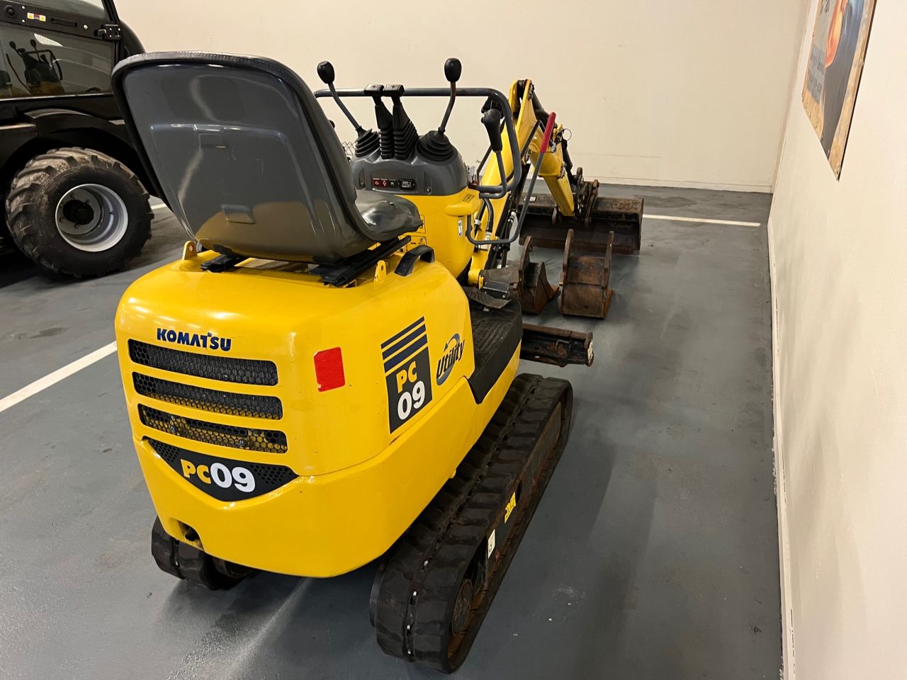 Komatsu PC09-1