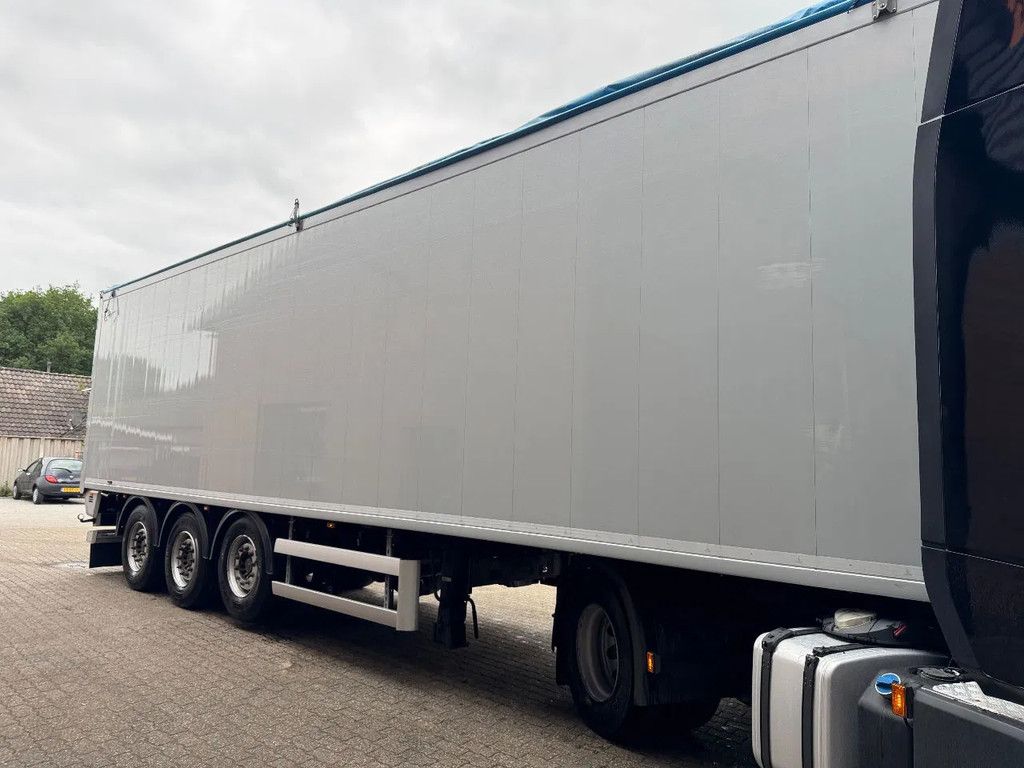 Knapen Trailers K200 11M Agrar 71m3 Cargo Floor Liftas SAF Schijfremmen 6.920 KG