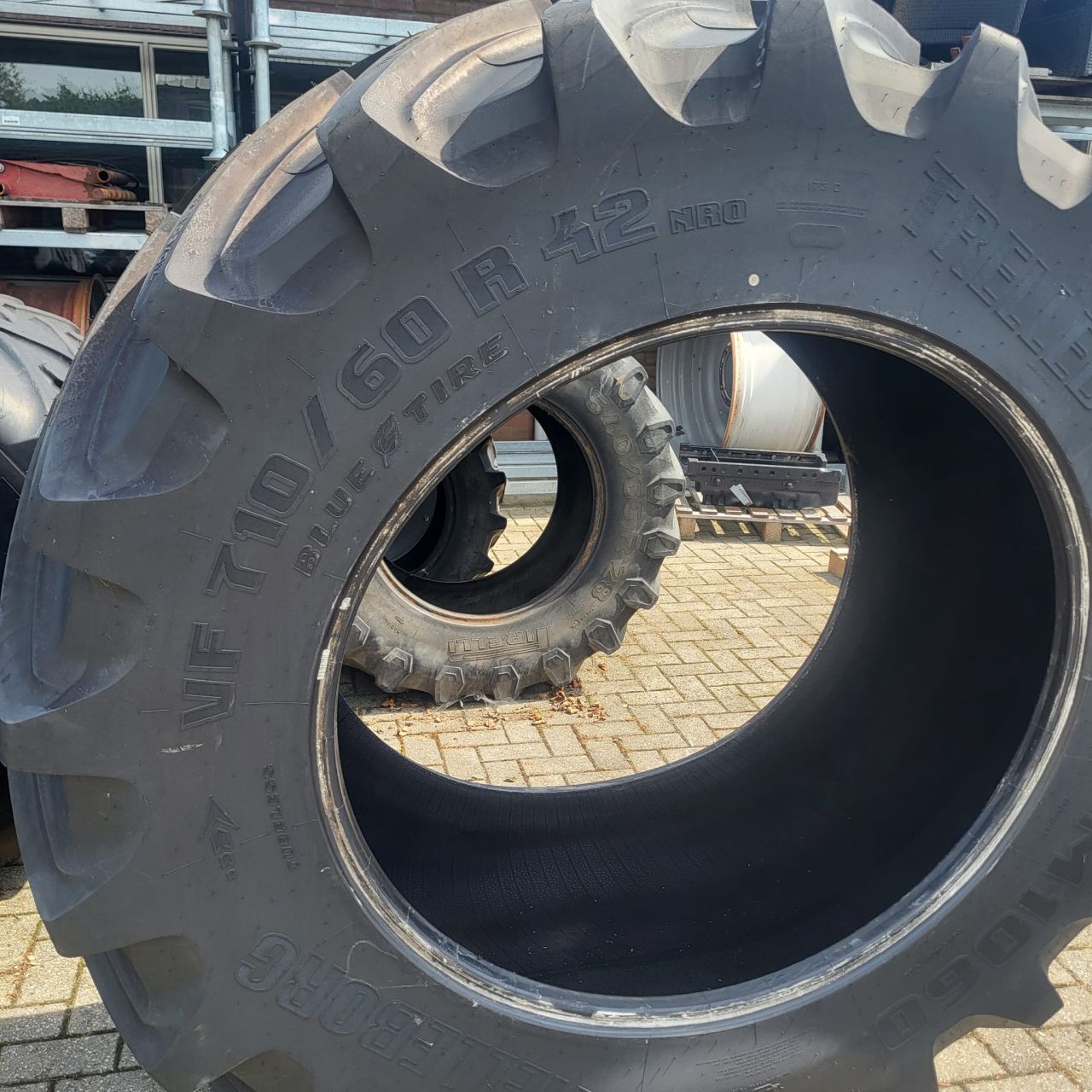 Trelleborg TM1060 VF 710/60 R42