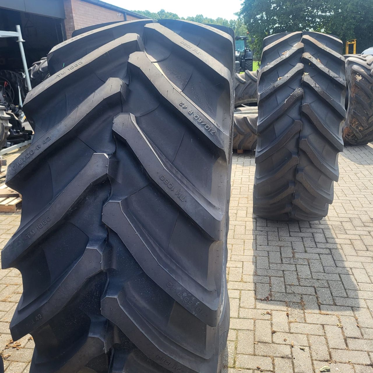 Trelleborg TM1060 VF 710/60 R42