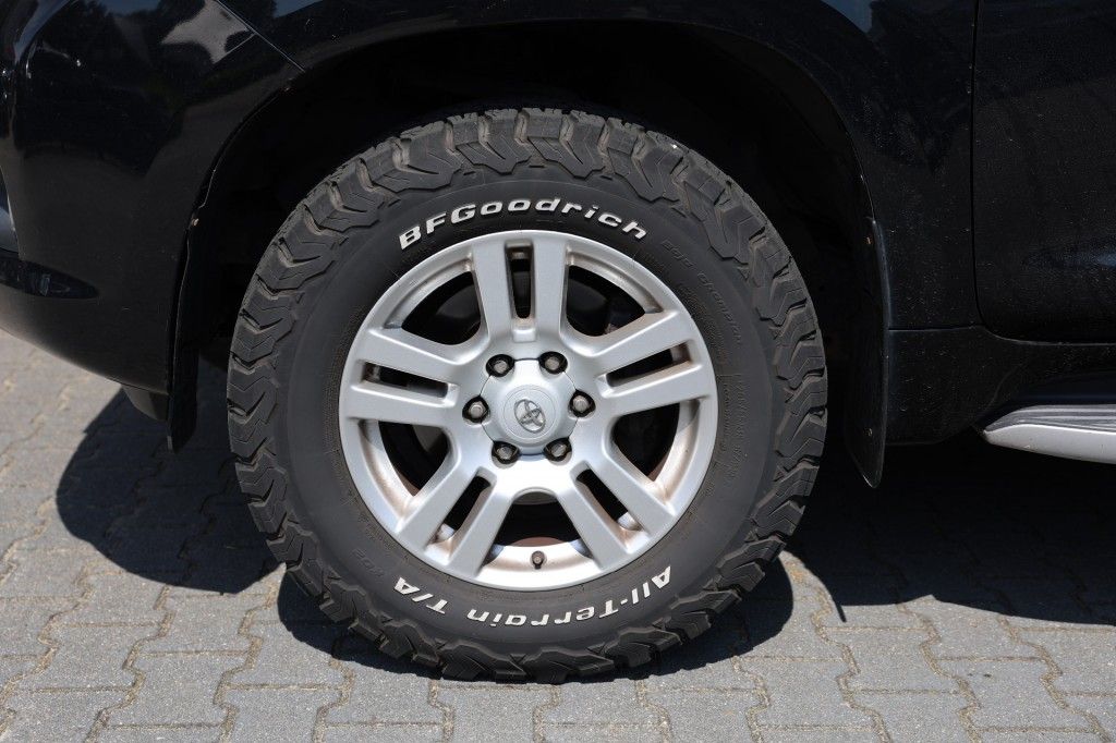 Toyota Landcruiser 150 3.0 D-4D 5DRS VX A/T VAN