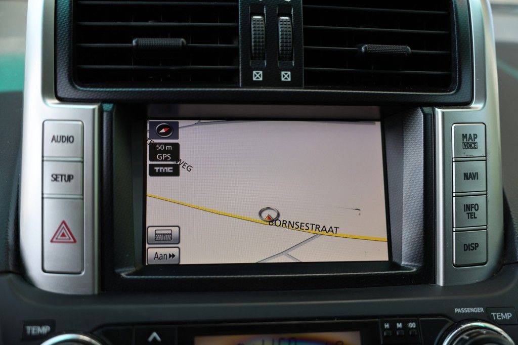 Toyota Landcruiser 150 3.0 D-4D 5DRS VX A/T VAN