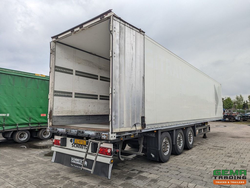 Schmitz Cargobull SCB S3B 3-Achser Schmitz - Geschlossener Aufbau - 2 Liftachsen