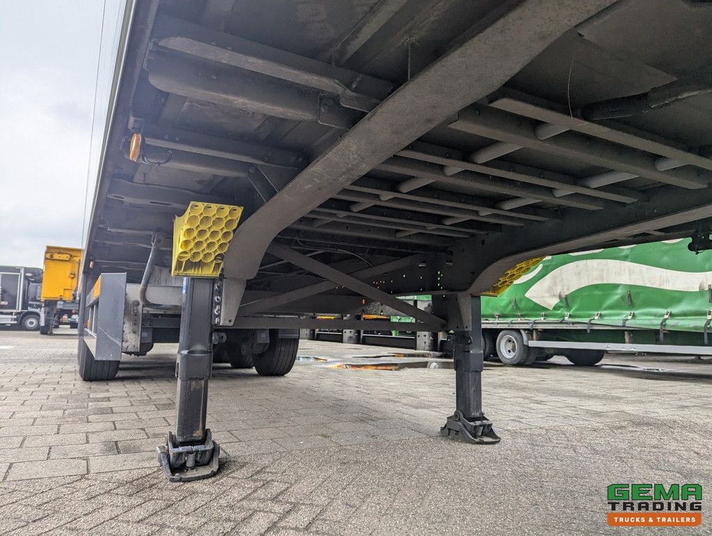 Schmitz Cargobull SCB S3B 3-Achser Schmitz - Geschlossener Aufbau - 2 Liftachsen