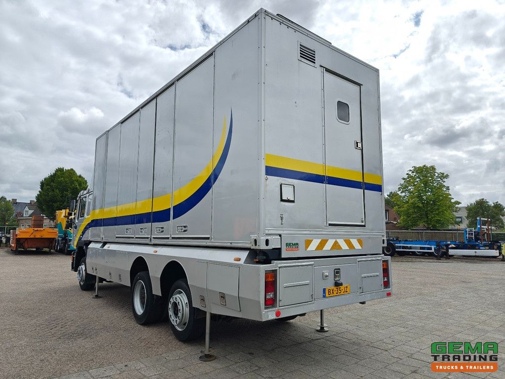 MAN 26.362 FNL/LL 6x2/4 Sleeper Cab Euro 0 - LED-Bildschirm, Scherenhebebühne, Werbewagen - Luftfederung - Hydraulische Stützbeine