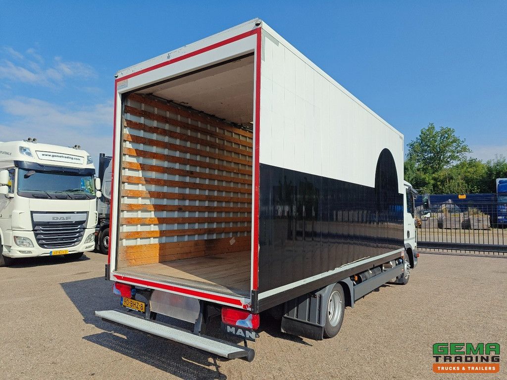 MAN TGL 7.150 4x2 Daycab Euro 6B – 7T – geschlossene Karosserie 5,4 m – elektrisches Rolltor – 242.000 km – 12/2025 TÜV