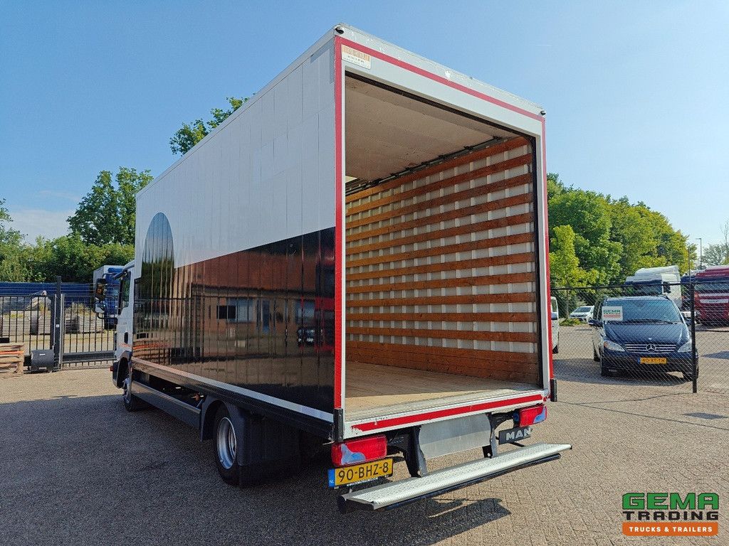 MAN TGL 7.150 4x2 Daycab Euro 6B – 7T – geschlossene Karosserie 5,4 m – elektrisches Rolltor – 242.000 km – 12/2025 TÜV
