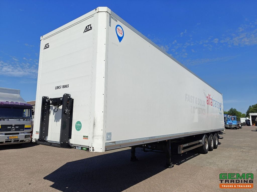 Kögel SKH24 3-Achser SAF – Geschlossene Karosserie – Liftachse – Scheibenbremsen – Hebebühne 2000 kg