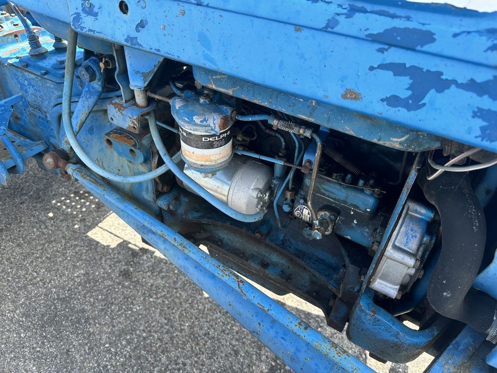 Ford 2000
