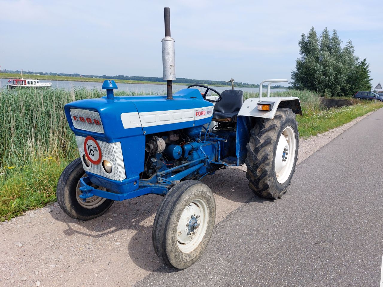 Ford 3000
