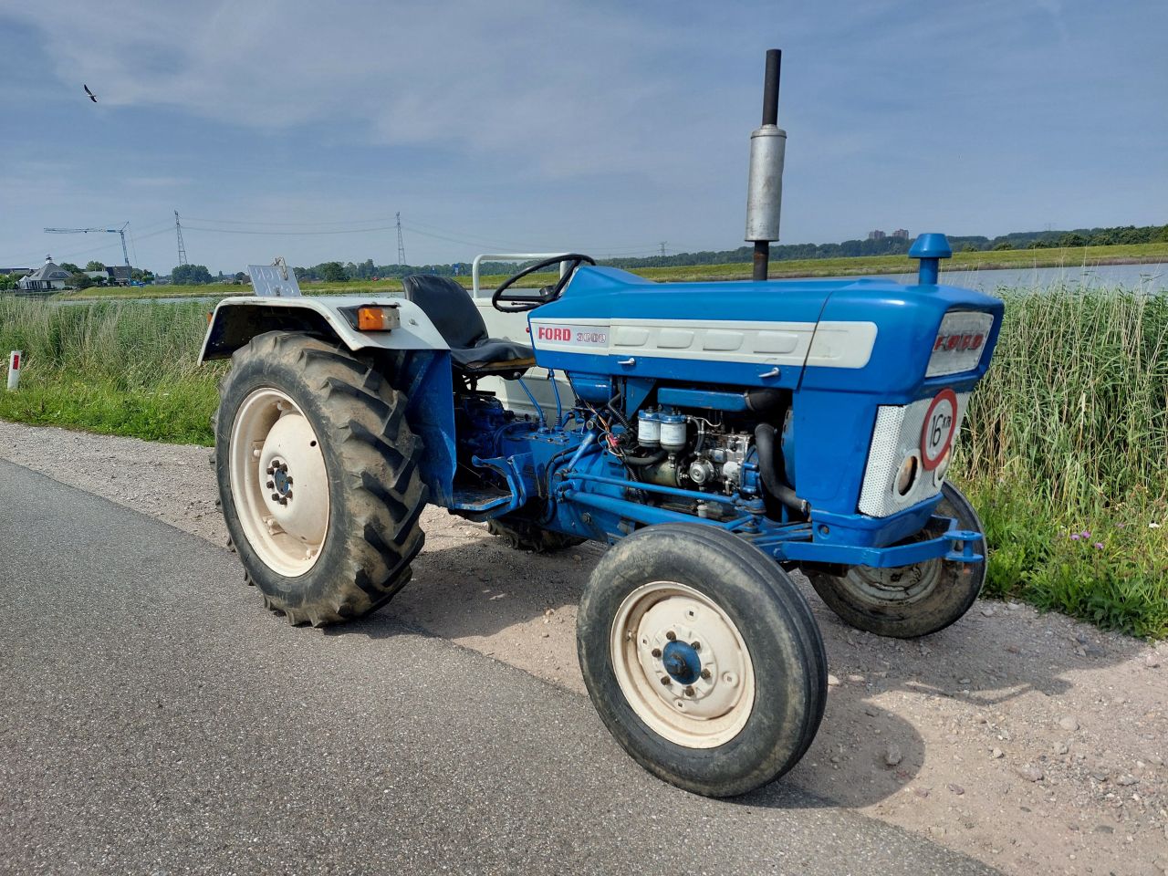 Ford 3000