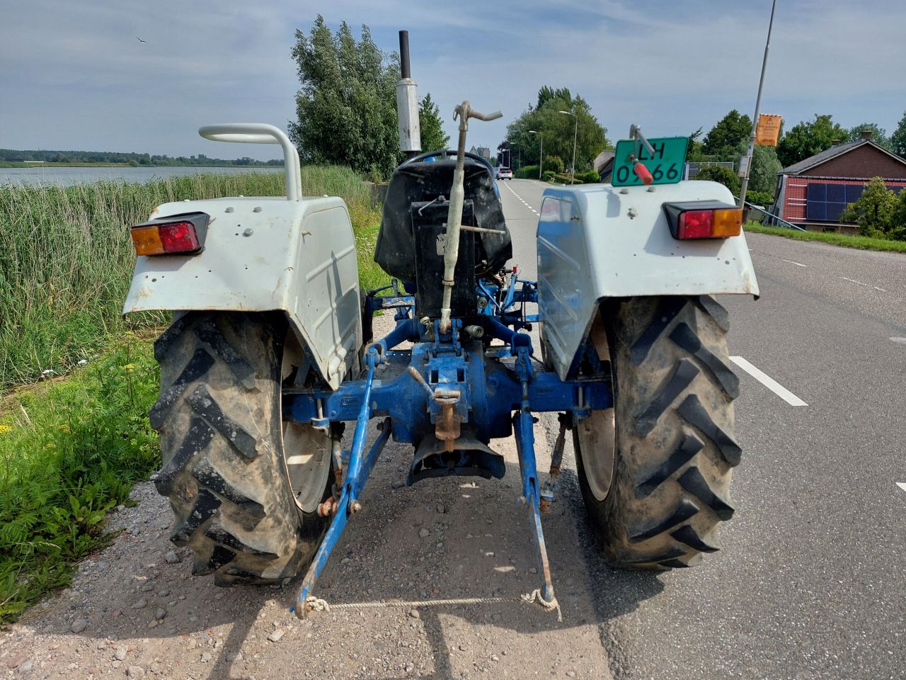 Ford 3000