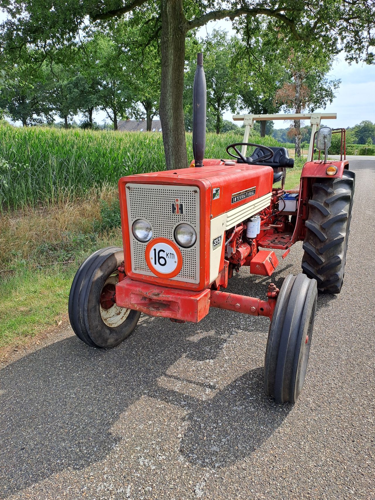 International 353 | NL Kenteken | Inruil & transport mogelijk