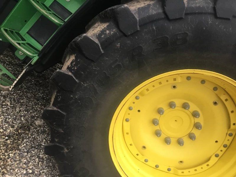 John Deere 6250R