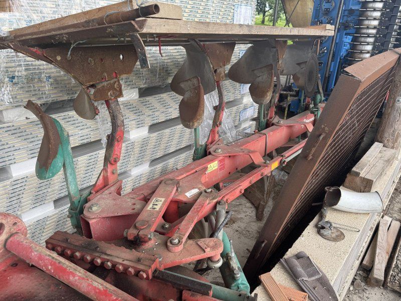 Kverneland LB100-200