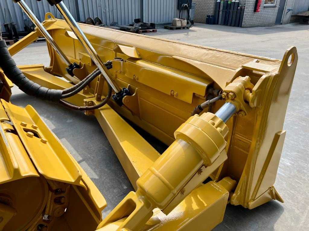 CAT D6 LGP with CE